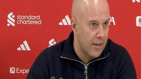 瓜迪奥拉：期望不领红黄牌，情绪调控并非完全有保障