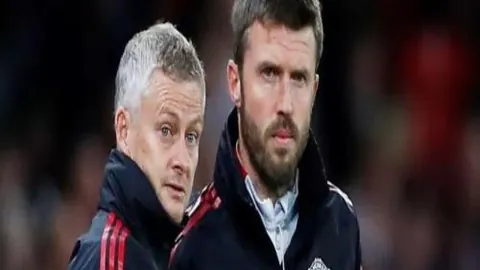 世预赛首秀成功，新帅率中国男足以费南多进球击败新加坡