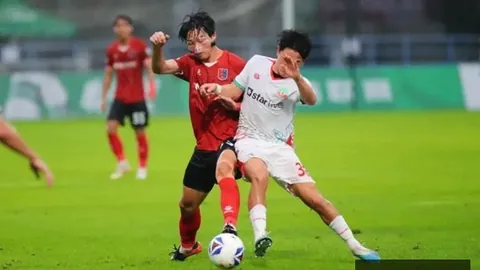 欧冠冠军角逐：曼城以1赔3高赔领跑，巴萨排名下滑至第六名